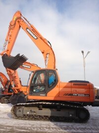   Doosan DX225LCA